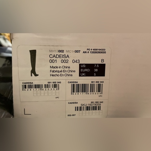 Knee high leather heels boots - Picture 4 of 4